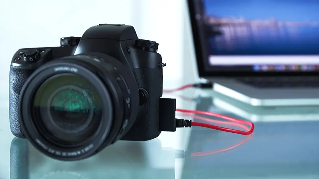 How to use a DSLR or mirrorless camera as a webcam [2022] — Creatorbeat